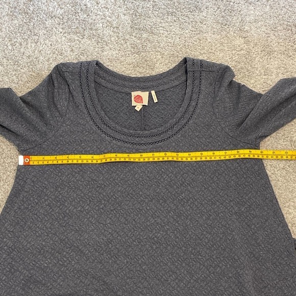 Lilka Grey Long Sleeve Soft Textured Belted Dress Medium‎ Pre-owned - Picture 8 of 9